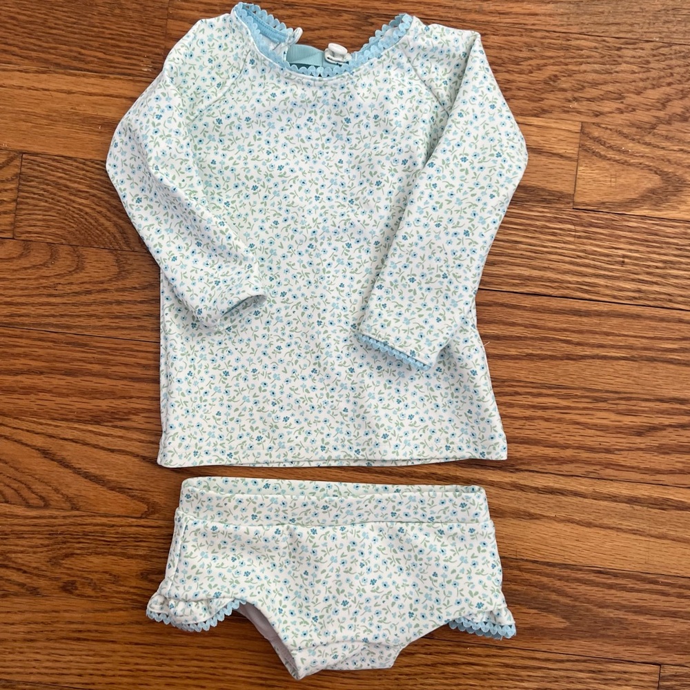 Minnow 0-6 months baby bathing suit. Worn once for 10 minutes!